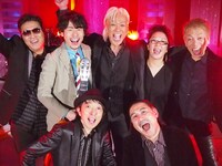 スタジオライブ収録を終えた安全地帯、沖仁、中北裕子。