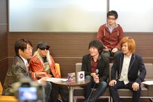 「TRF20周年プロジェクト企画！ボカロPとコラボしてみたスペシャル！」の一幕。