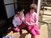 「スピーチ!!」のPV撮影中の林家ぺー＆パー子。