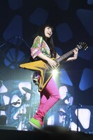 miwaが3月29日に行った日本武道館ライブの模様。