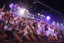 3月31日に行われたSDN48「誘惑のガータースペシャル公演」の様子。 (C)AKS