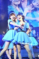 藤本有紀美、槙田紗子（左から）。