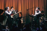 4月3日に行われた「TOKU with Zeebra」の様子。