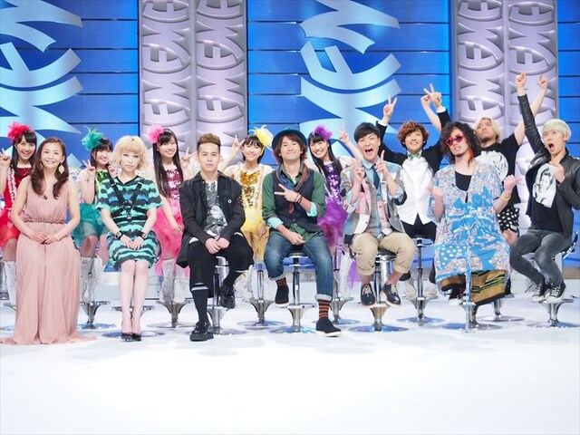 トークコーナーでの記念撮影。