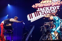 →Pia-no-jaC←（Photo : Takumi Nakajima）