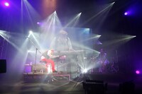 →Pia-no-jaC←（Photo : Takumi Nakajima）