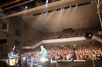 →Pia-no-jaC←（Photo : Takumi Nakajima）