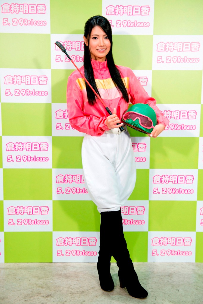 倉持明日香（本日4月6日に行われたAKB48の握手会より）