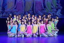 恵比寿マスカッツ解散コンサート「女の花道 卒業式」の模様。