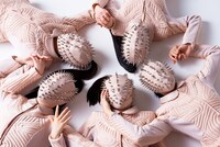 ナタリーPower PushではももいろクローバーZの2ndアルバム「5TH DIMENSION」の魅力に迫る特集ページを公開中。