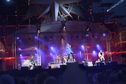 4月6日に神奈川・横浜スタジアムで行われた「SID 10th Anniversary LIVE」の様子。(撮影:江隈麗志)