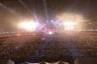 4月6日に神奈川・横浜スタジアムで行われた「SID 10th Anniversary LIVE」の様子。（撮影：江隈麗志）