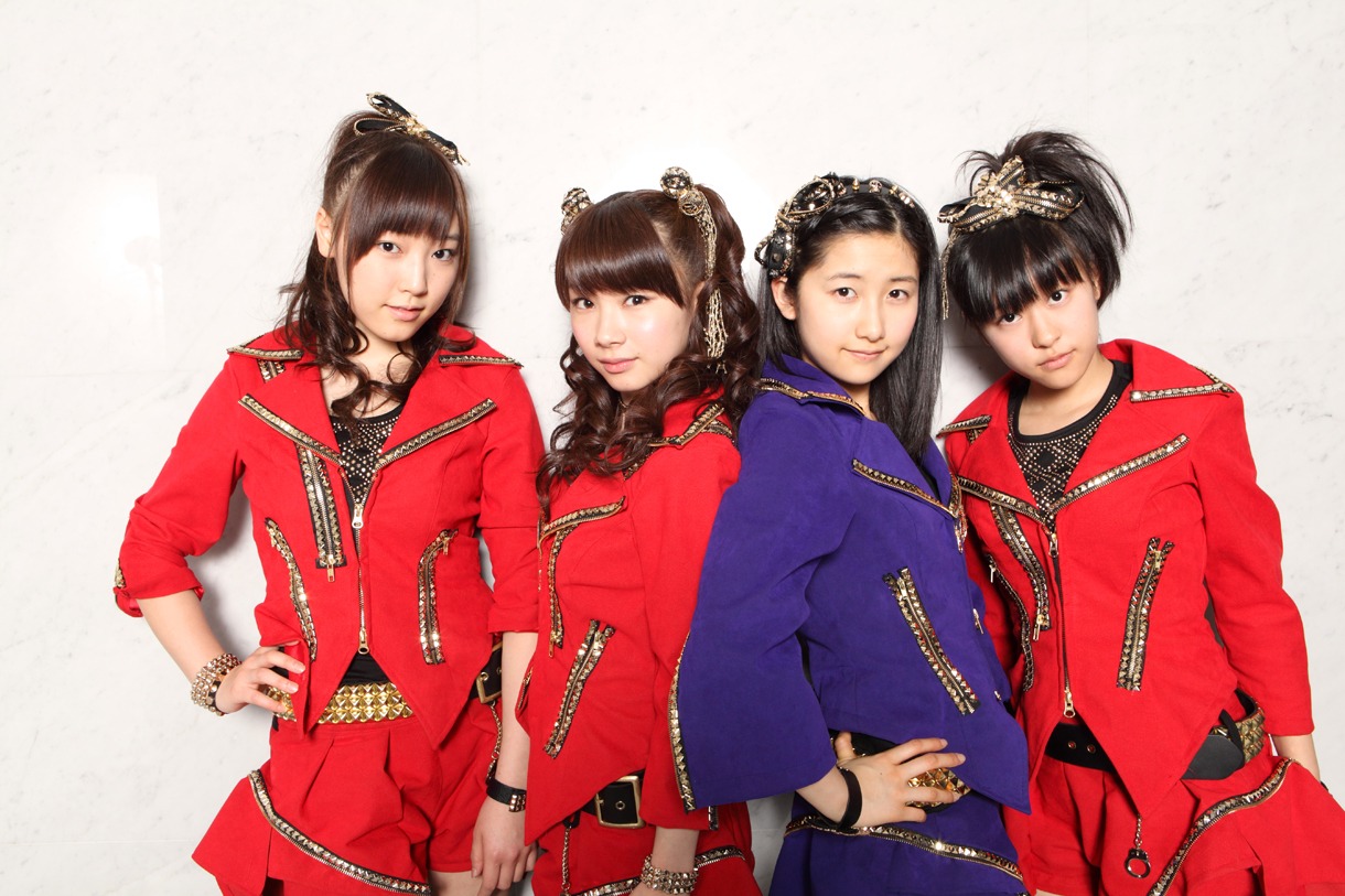 モーニング娘。（左から譜久村聖、石田亜佑美、佐藤優樹、小田さくら）