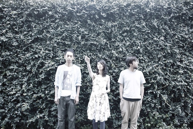 Spangle call Lilli line。左が笹原清明。