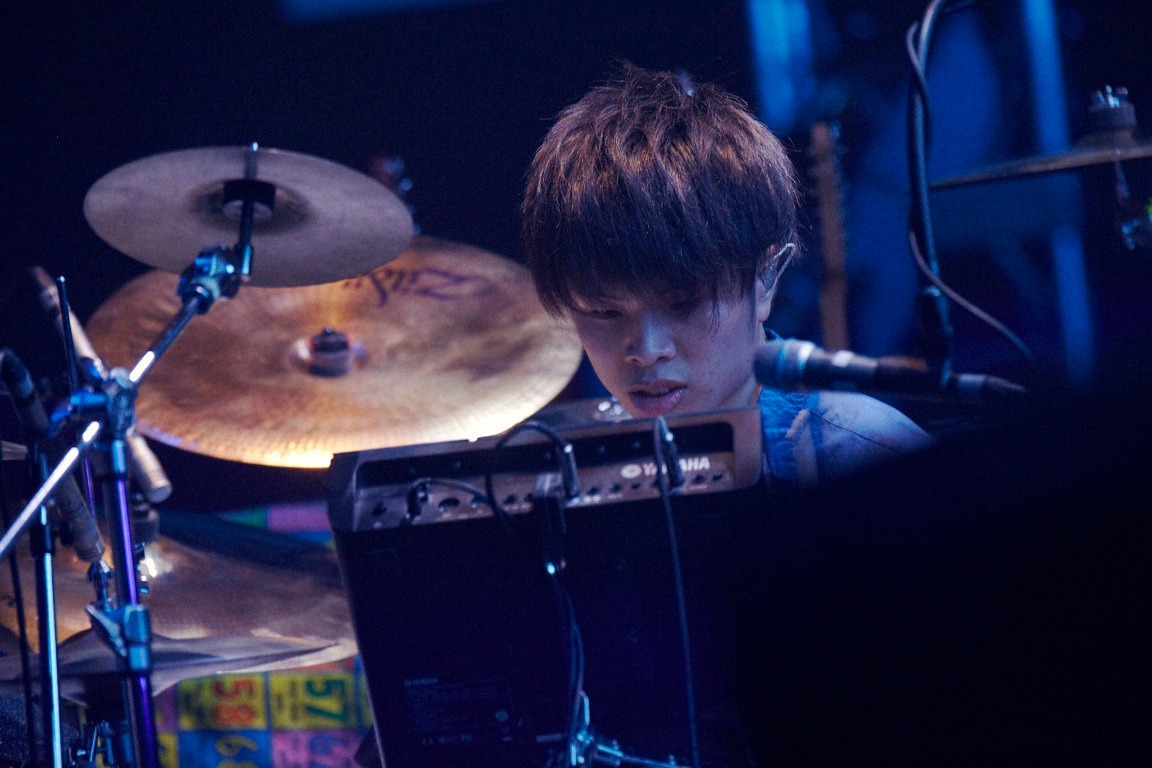 山口智史（Dr）（撮影：太田好治）