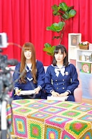 番組MCを担当する松村沙友理、中田花奈（左から）。