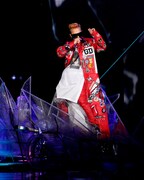 「G-DRAGON 2013 WORLD TOUR ~ONE OF A KIND~ IN JAPAN DOME SPECIAL」西武ドーム公演でのG-DRAGON。