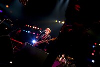 THE BAWDIES（4月21日の高知BAY5 SQUARE公演より）