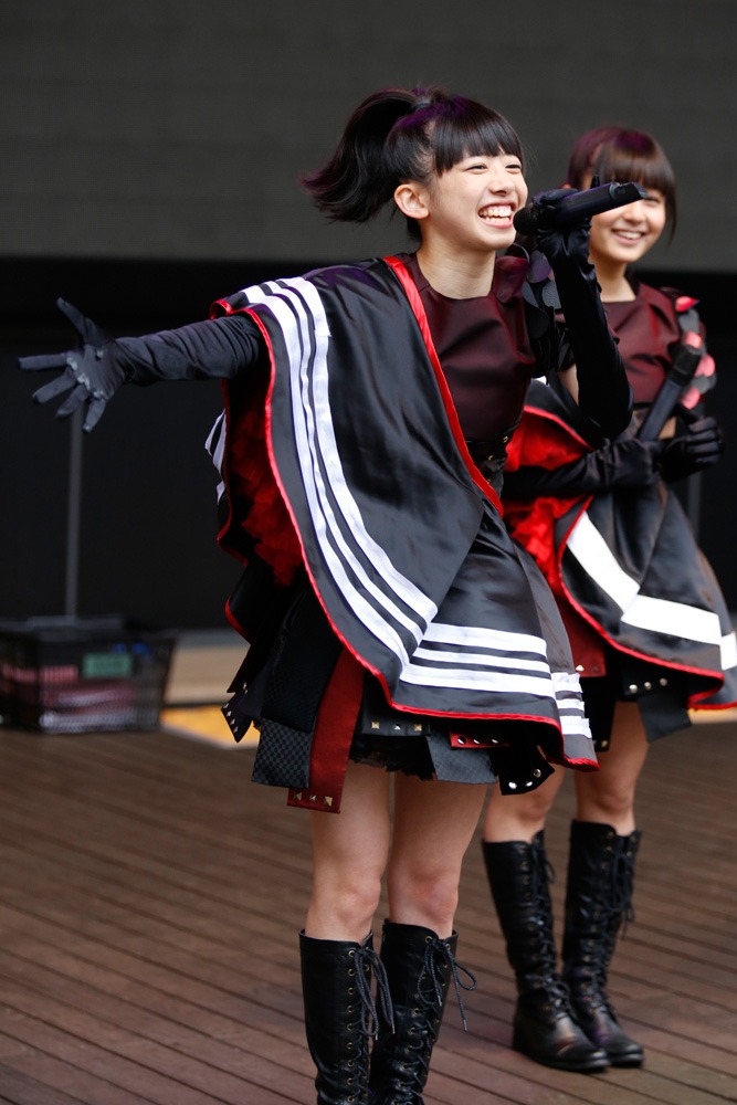 真山りか