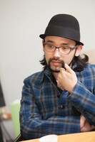 対馬祥太郎（Dr）