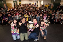 ももクロ百田&高城、HMV大宮ロフトで「移転だってYO」