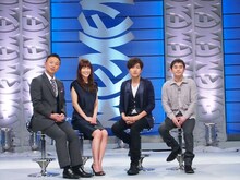 トーク収録時の恵俊彰、鈴木杏樹、ゆず（写真左から）。