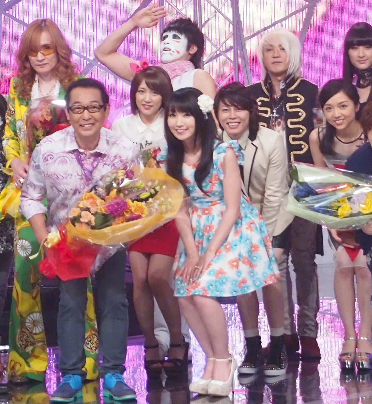 収録終了後の記念撮影。