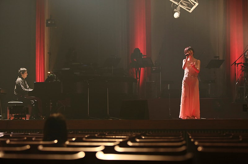 「坂本真綾 LIVE TOUR 2013 "Roots of SSW"」東京・Bunkamura オーチャードホール公演より。