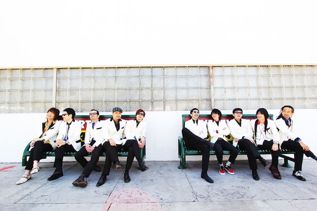 東京スカパラダイスオーケストラと細美武士。