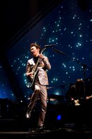 「SPACE SHOWER TV "LIVE with YOU"～布袋寅泰～」ステージの様子。