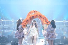 河西智美卒業セレモニーの様子。 (C)AKS