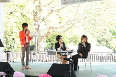 名前鑑定を受ける鬼龍院翔。