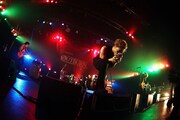 「MONSTER ENERGY OUTBURN TOUR 2013」でのcoldrain。