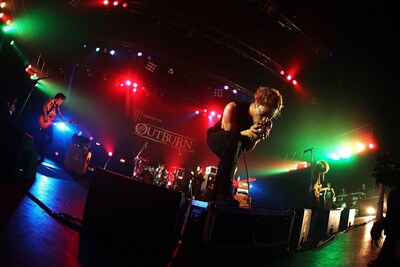 「MONSTER ENERGY OUTBURN TOUR 2013」でのcoldrain。