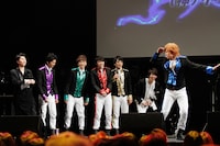 「超特急の男前講座」のコーナーで即興ダンスを披露する様子。（撮影：山下大輔）