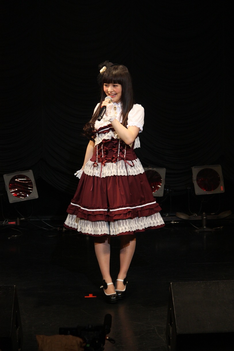 上坂すみれ