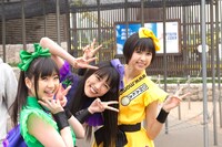 有安杏果、高城れに、玉井詩織（写真左から）。