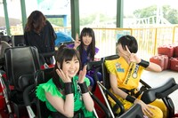 「カワセミ」に乗り込む3人。