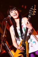 miwa（撮影：渡邉一生 / 写真提供：FM802）