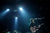 TK（Vo, G）（撮影：河本悠貴）