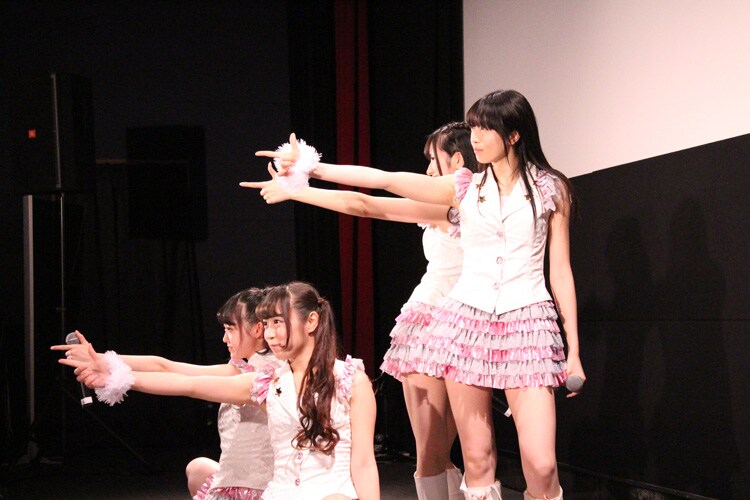 Doll☆Elements（現在敢行中のライブ「Doll☆Elements 僕らの9日間戦争！」より）