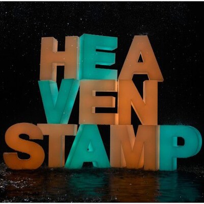 2012年7月にリリースされたHeavenstampのアルバム「HEAVENSTAMP」ジャケット。
