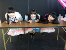 松野莉奈、瑞季、柏木ひなた（写真左から）。