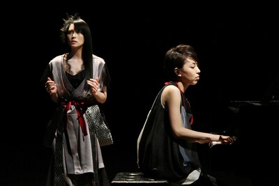 「恋守歌」ビデオクリップのワンシーン。