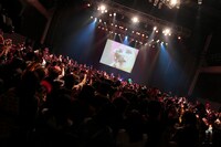 「hide Memorial Day 2013～hide FILM ALIVE!!～」の様子。