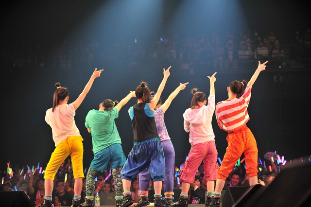 “公開リハーサル”として行われたZepp Tokyo公演の様子。