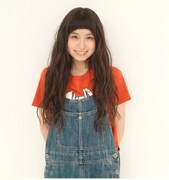 トミタ栞