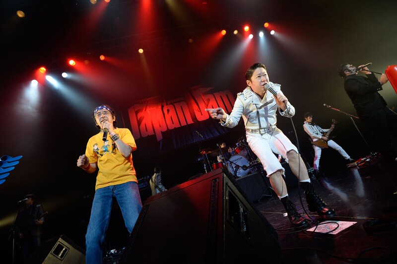 グループ魂のステージの模様。