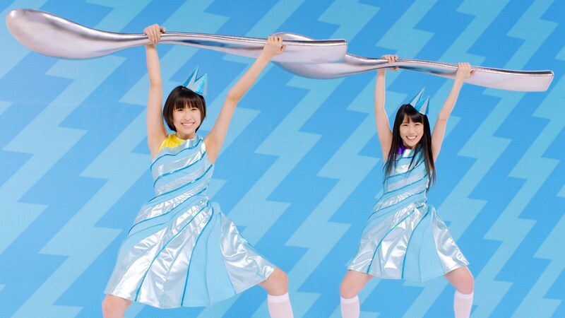 ロッテアイス「爽」新CM「爽 バニラと氷篇」より。