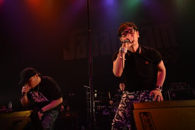 THE STARBEMSとKYONO（WAGDUG FUTURISTIC UNITY、T.C.L、!!!KYONO+DJBAKU!!!）。